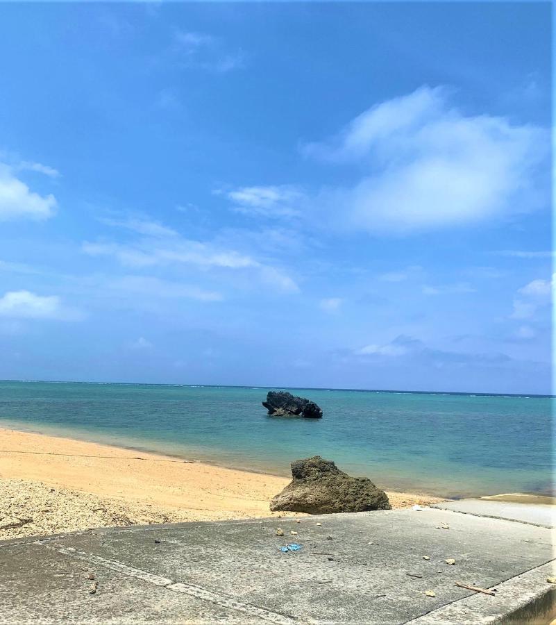 Fukugi Inn Nakijin Buitenkant foto